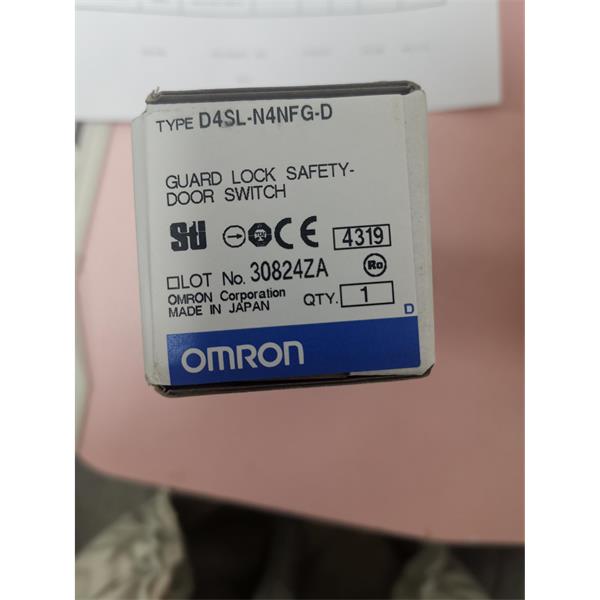 OMRON歐姆龍 光纖放大器E3X-CN12